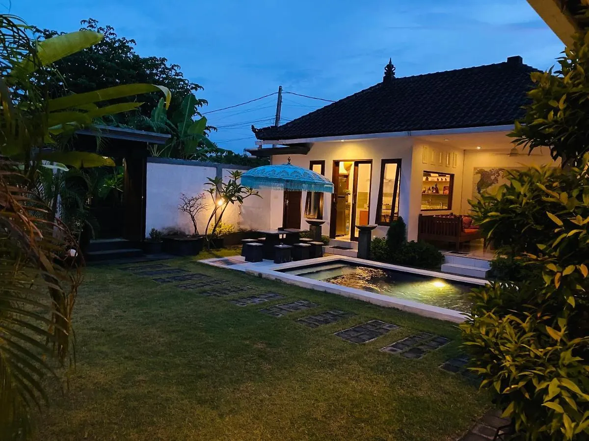Villa Pintu Biru Seminyak