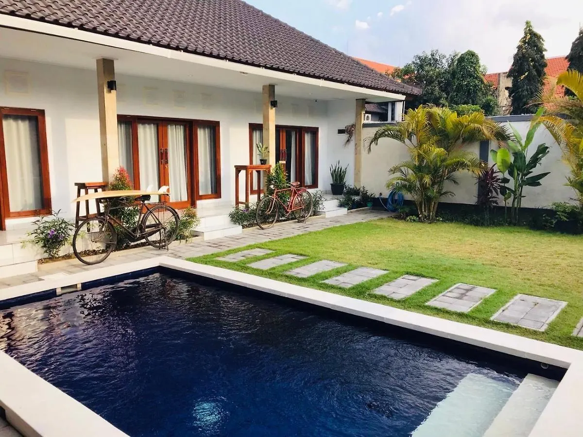 Villa Pintu Biru Seminyak   Seminyak (Bali)